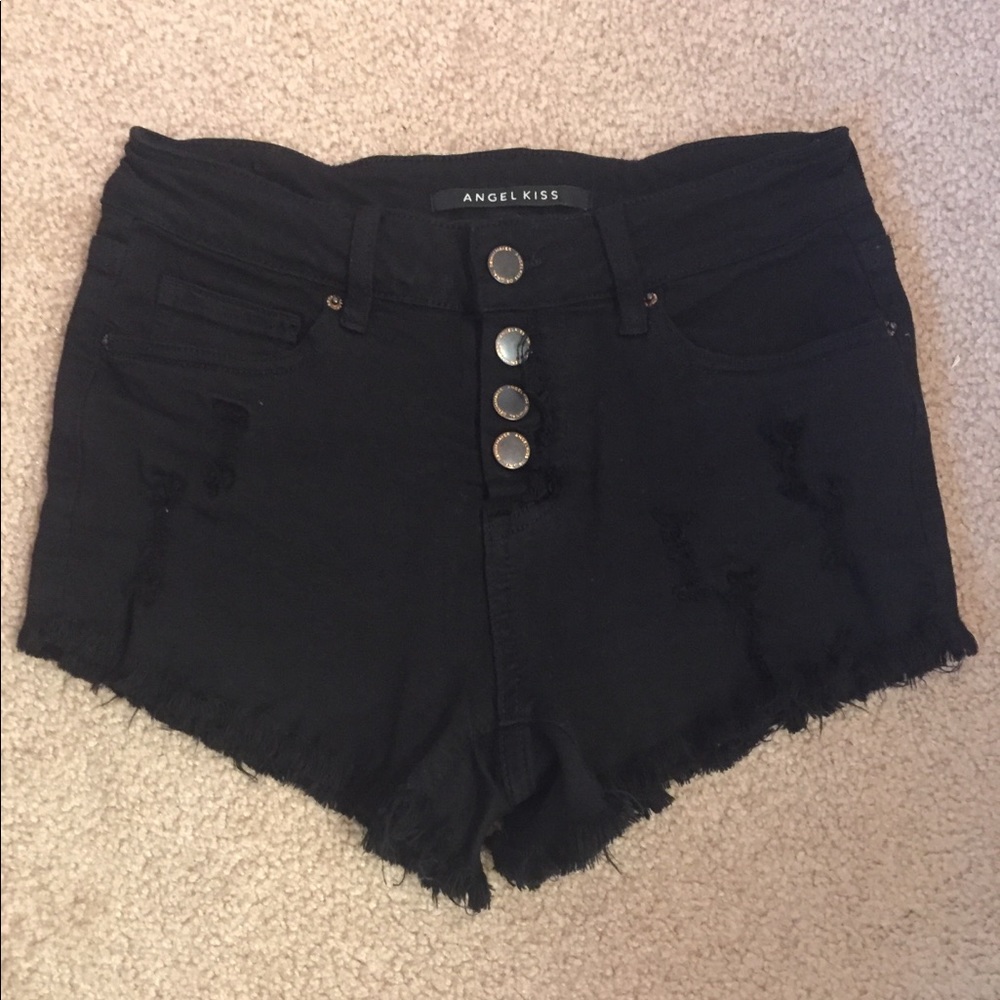 Angel kiss shorts